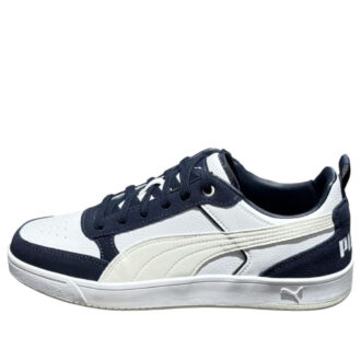 Estilo deportivo “Negro Blanco”