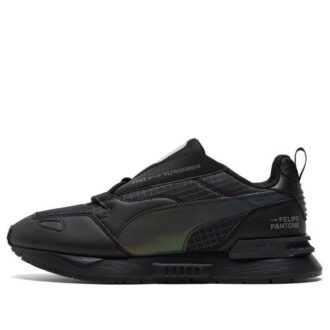 Felipe Pantone x Mirage Mox Tech “Negro iridiscente”