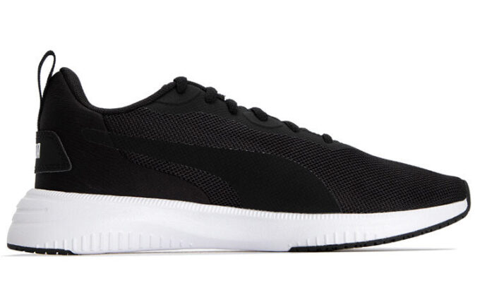 Flyer Flex Knit “Negro y blanco”