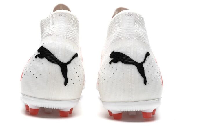 Futuro Ultimate “Orquídea de Fuego Blanco”