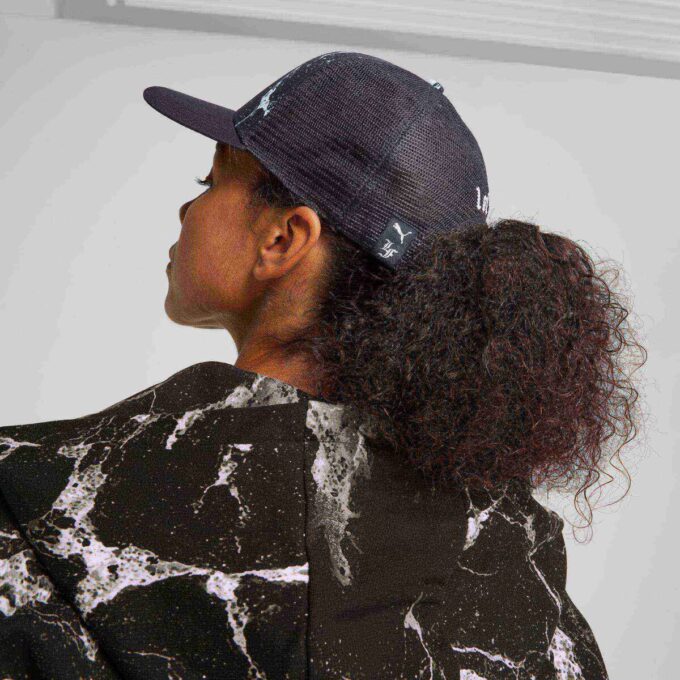 Gorra de camionero LaFrancé escrita en cromo