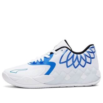 MB.01 Balón LaMelo bajo “Colores del equipo: Blanco Bluemazing”