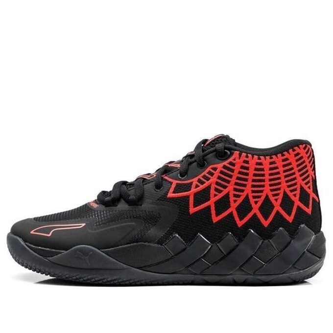 MB.01 LaMelo Ball “Explosión Negra y Roja”