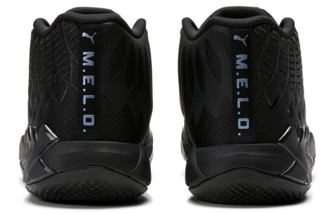 MB.01 LaMelo Ball “Sueños iridiscentes”