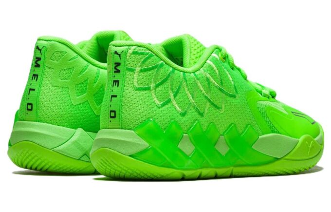 MB.01 Pelota LaMelo baja “Volt”