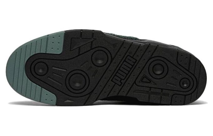 Mercado x Slipstream INVDR “Negro”