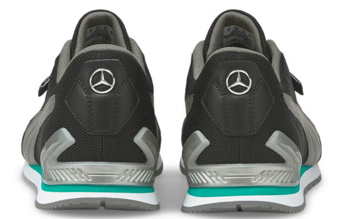 Mercedes F1 “Negro Gris Blanco”