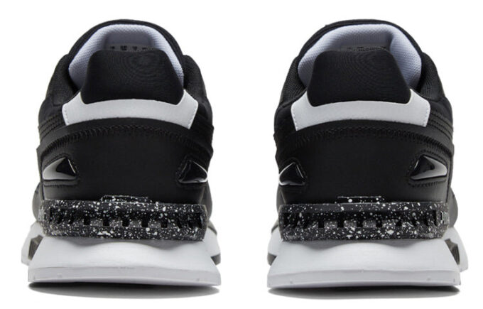 Mirage Mox “Bubble – Blanco y negro”