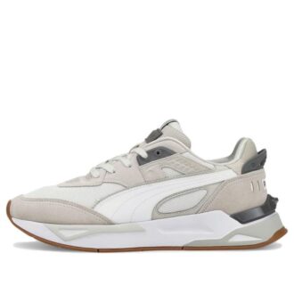 Mirage Sport en tonos tierra “Gris blanco”