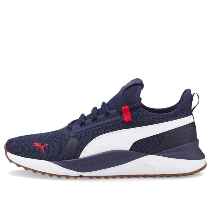 Pacer Future Street Plus “Azul marino, blanco y rojo”