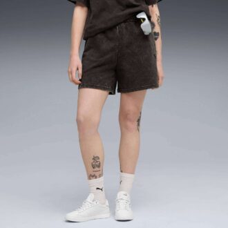 Pantalones cortos con lavado ácido para mujer de Elevated Essentials