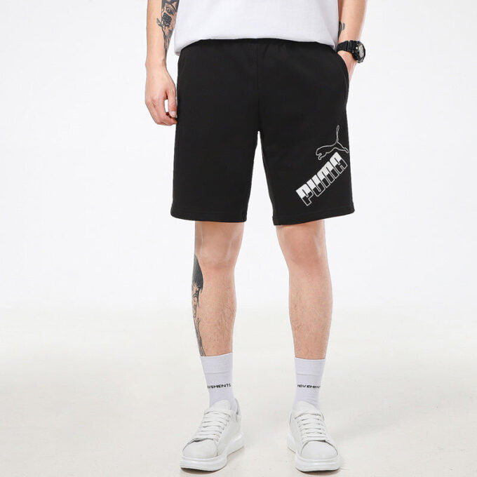 Pantalones cortos con logo grande amplificado “Negro y blanco”