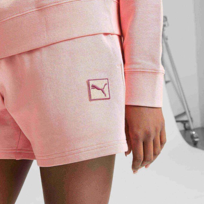 Pantalones cortos de tiro medio de 13 cm para mujer de Elevated Essentials Pantalones cortos de tiro medio de 13 cm para mujer de Elevated Essentials