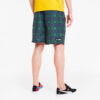 Pantalones cortos deportivos casuales PUMA x The Hundreds con estampado cruzado, color verde