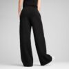 Pantalones deportivos anchos para mujer: básicos de armario