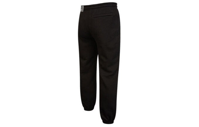 Pantalones deportivos negros con logo pequeño Classics