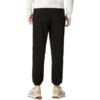 Pantalones deportivos negros con logo pequeño Classics