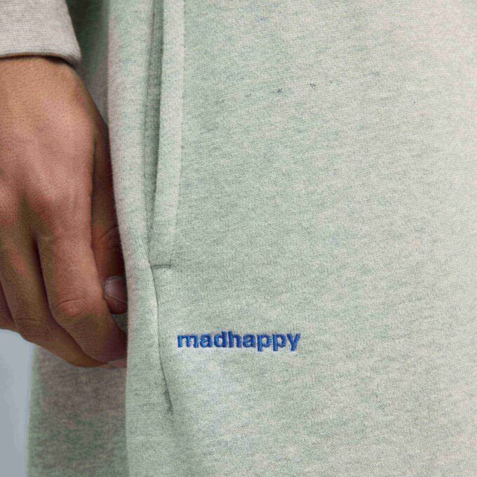 Pantalones deportivos rectos de polar PUMA x MADHAPPY Pantalones deportivos rectos de polar PUMA x MADHAPPY