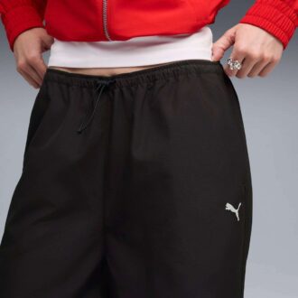Pantalones paracaídas para mujer: esenciales para tu armario