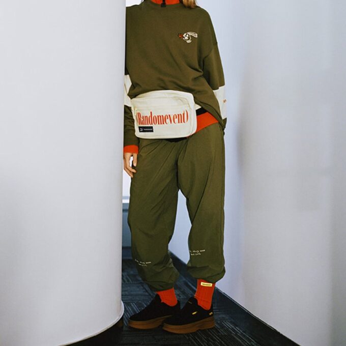 Pantalones tejidos PUMA x Randomevent “Verde”