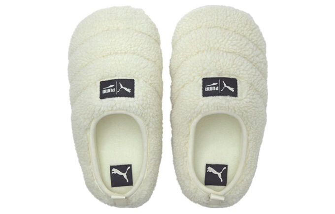 Pantuflas Scuff Sherpa “Blanco susurro”