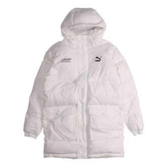 Parka de plumas PUMA x Tyakasha “Blanco y negro”