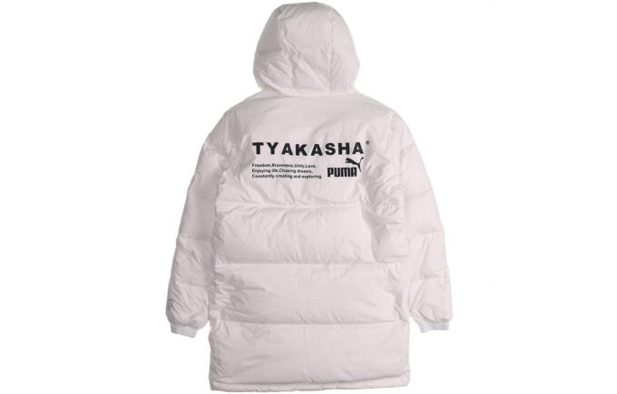 Parka de plumas PUMA x Tyakasha “Blanco y negro”