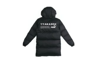 Parka de plumas PUMA x Tyakasha “Negro y blanco”