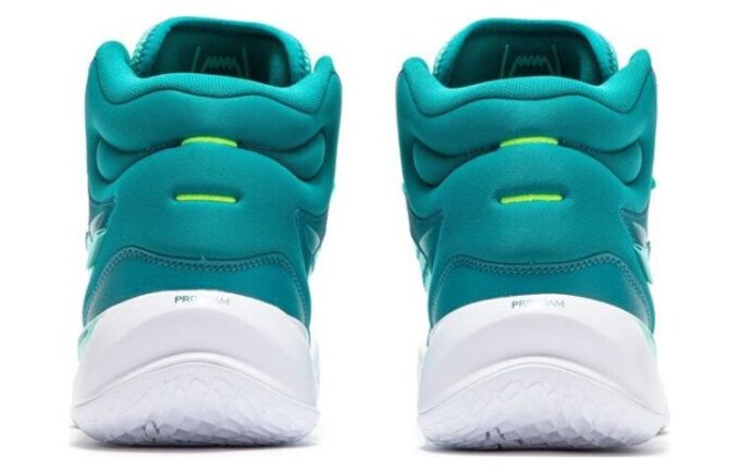 Playmaker Pro Mid “Verde azulado”