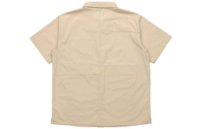 Polo clásico de manga corta extragrande en beige