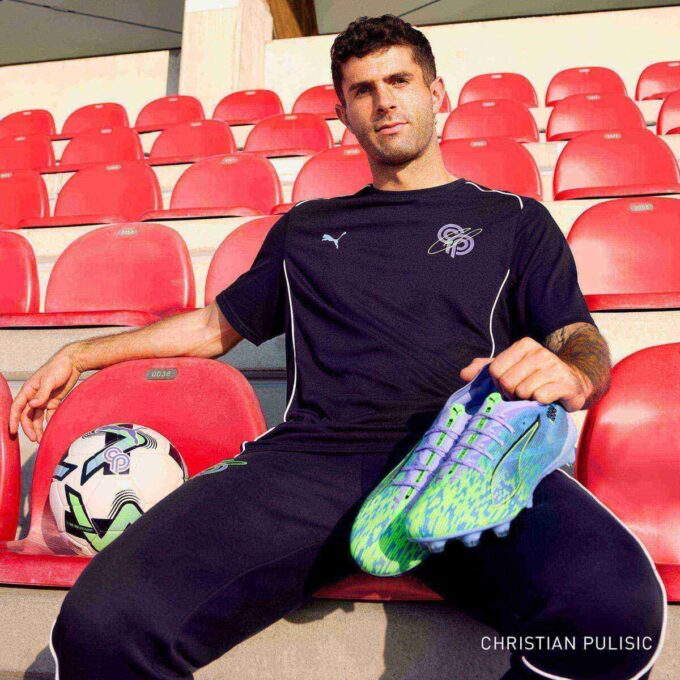PUMA x CHRISTIAN PULISIC ULTRA 5 ULTIMATE Botas de fútbol para hombre Chasing the Dream Firm Ground PUMA x CHRISTIAN PULISIC ULTRA 5 ULTIMATE Botas de fútbol para hombre Chasing the Dream Firm Ground
