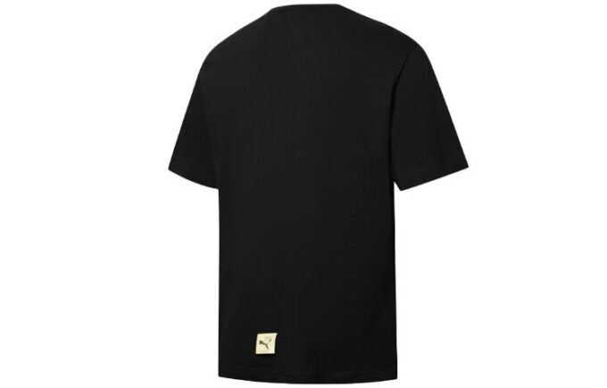 PUMA x MICHAEL LAU – Camiseta deportiva informal de cuello redondo para hombre, color negro, con estampado de dibujos animados y firma conjunta