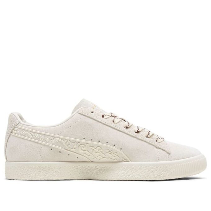 PUMA x We Are Legends Clyde “Neorenacentista”