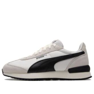 R78 Nylon Retro “Beige Blanco Negro”