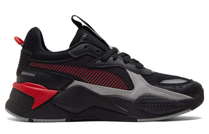 Reinvención del RS-X “Negro, Alto Riesgo, Rojo”