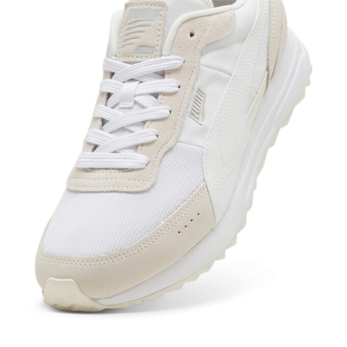 Road Rider Suede “Blanco Vapor Gris”