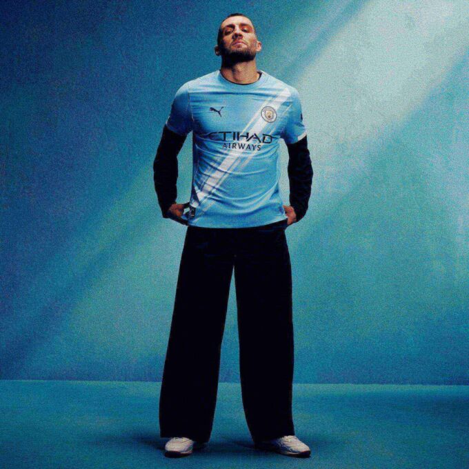 Camiseta de fútbol auténtica de local del Manchester City 25/26 para hombre Camiseta de fútbol auténtica de local del Manchester City 25/26 para hombre
