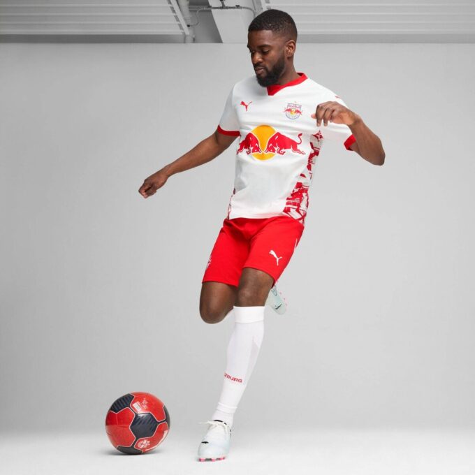 Réplica de la camiseta de fútbol local del RB Salzburgo 24/25 para hombre Réplica de la camiseta de fútbol local del RB Salzburgo 24/25 para hombre