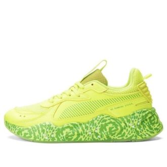RS-X x Rick y Morty “Amarillo Seguridad”