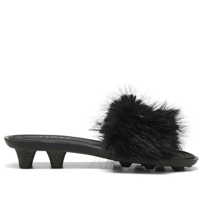 Sandalias con tacos de gato (WMNS) x FENTY “Chic Fur Black”