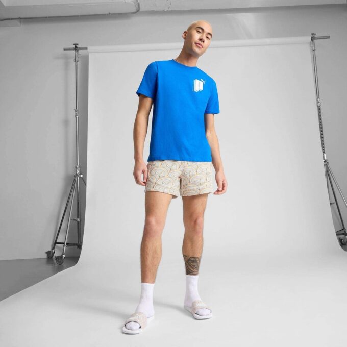 Shorts ESSENTIALS GRAPHIC de 5″ para hombre