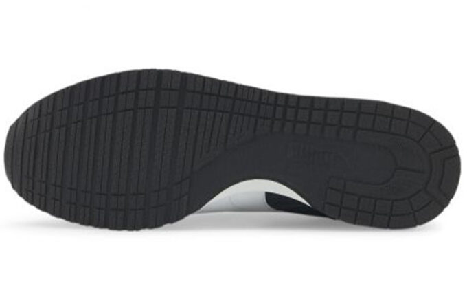ST Runner “Essential – Nuevo Azul Marino”