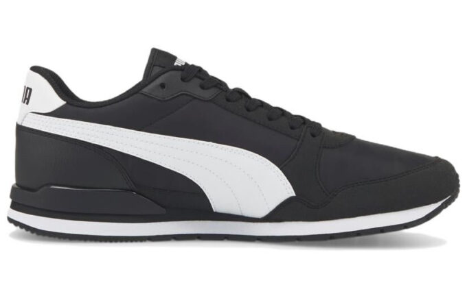 ST Runner v3 NL “Negro y blanco”