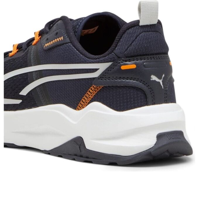 Stride “Negro Naranja”