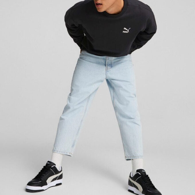 Sudadera clásica de cuello redondo relajada “Negra”