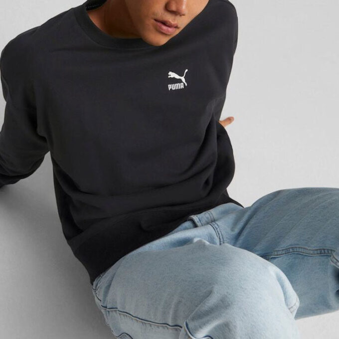 Sudadera clásica de cuello redondo relajada “Negra”