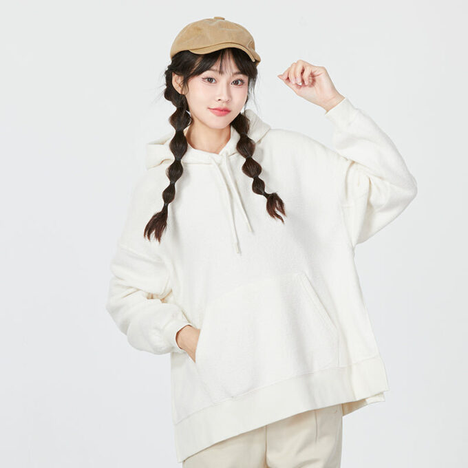 Sudadera con capucha invernal blanca (WMNS)
