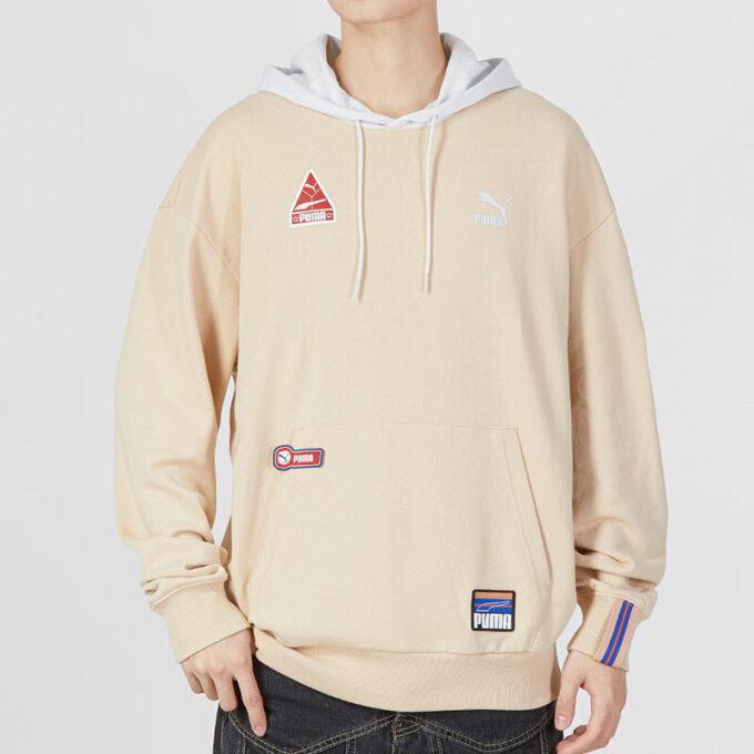 Sudadera con capucha y escudo del equipo en color beige