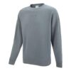 Sudadera gris con cuello redondo y logo pequeño