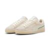 Suede Classics OG “Blanco cálido, verde archivo”